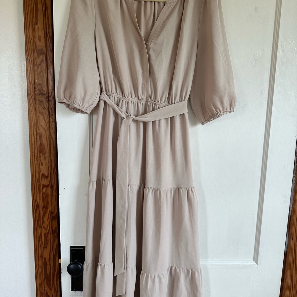 Elegant Cream Midi Dress